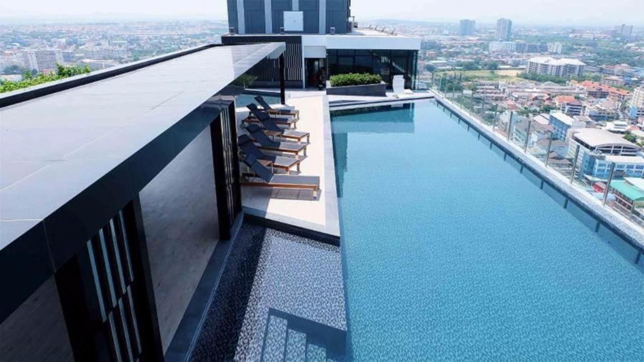 Apartamento The Base Infinity Pattaya Exterior foto