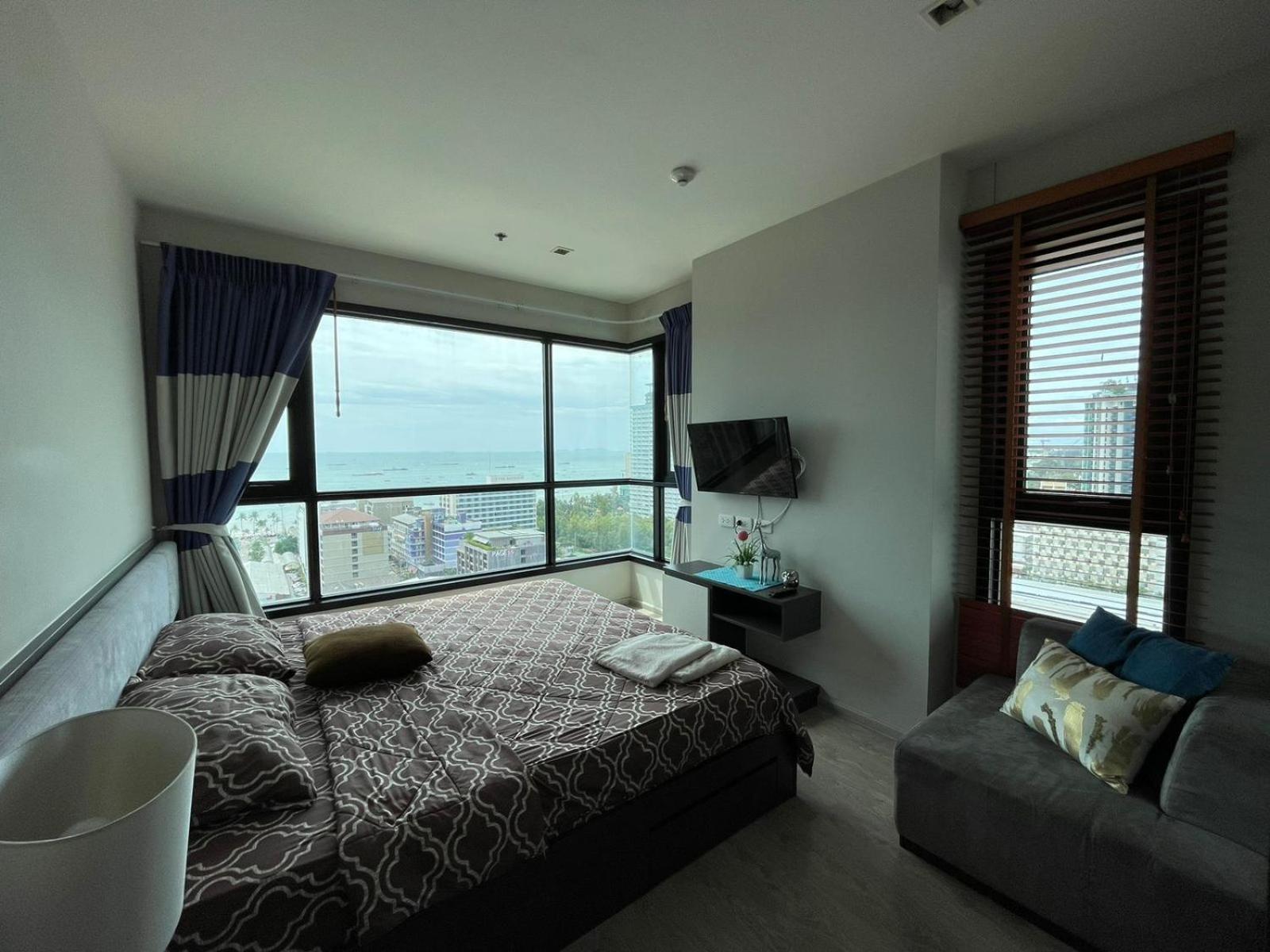 Apartamento The Base Infinity Pattaya Exterior foto